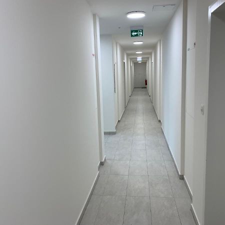 Air-Conditioned, 2 Room Apartment With Terrace Bratislava Exteriér fotografie
